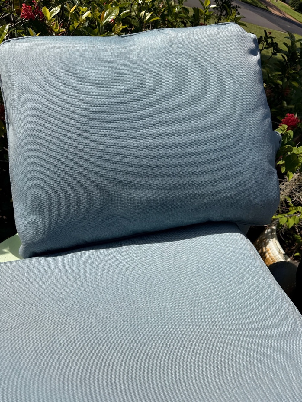 Amala Sunbrella®
Seat and Back
Cushions. Set of 2. Blue.